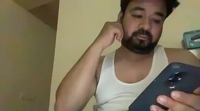 Snapshot of coolboy6566 chatting on February 26, 2025, 6:26 pm coolboy6566 online show from February 26, 2025, 6:26 pm