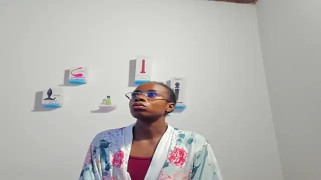 laisladecristal online show from April 17, 2026, 10:18 am