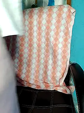 Reena Singh53 online show from February 23, 2025, 5:12 am