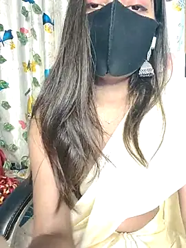 Reena Singh53 online show from February 26, 2025, 2:05 pm