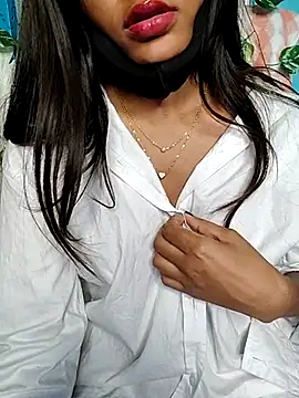 Reena Singh53 online show from February 23, 2025, 5:29 pm