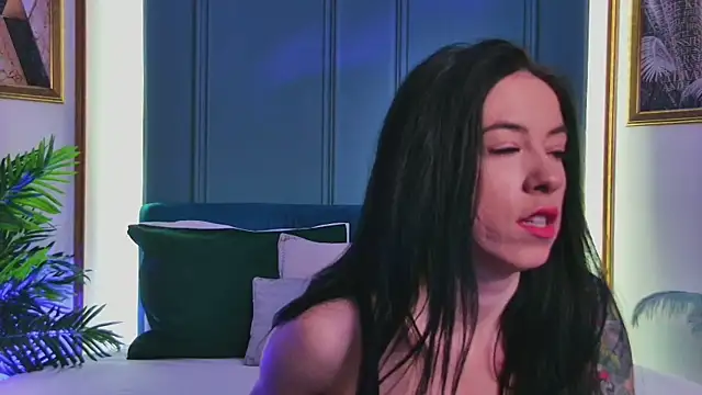 MadilynFox online show from February 4, 2026, 8:15 pm