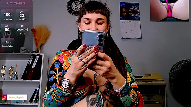 FoxRineHelen online show from March 6, 2025, 5:54 pm