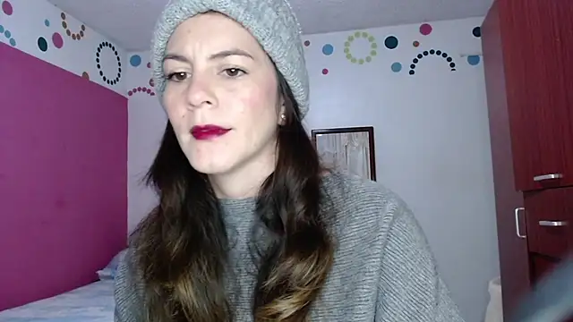 Snapshot of Hanny_24 chatting on April 16, 2026, 9:10 am Hanny 24 online show from April 16, 2026, 9:10 am