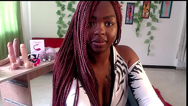 Snapshot of _Zooee chatting on November 19, 2025, 5:13 pm Zooee online show from November 19, 2025, 5:13 pm