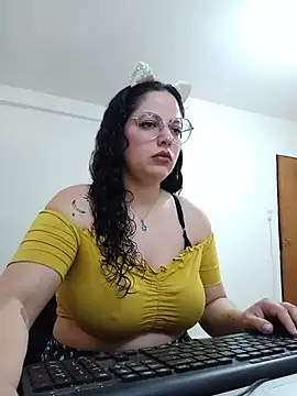 babyluna939 online show from July 28, 2026, 5:01 pm