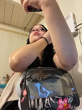 Snapshot of babyluna939 chatting on October 11, 2025, 7:15 pm babyluna939 online show from October 11, 2025, 7:15 pm