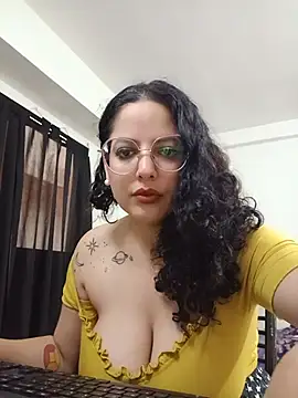 babyluna939 online show from June 7, 2026, 2:22 pm