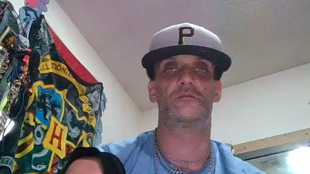 Snapshot of slinginbigD chatting on March 28, 2026, 12:55 am slinginbigD online show from March 28, 2026, 12:55 am