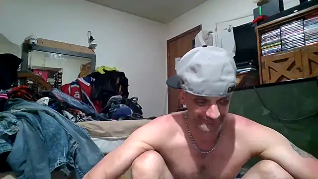 Snapshot of slinginbigD chatting on April 21, 2026, 5:36 am slinginbigD online show from April 21, 2026, 5:36 am