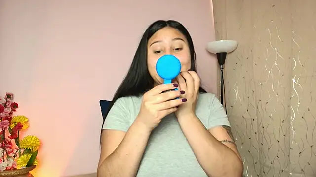 Little Ivy online show from February 10, 2026, 3:44 pm