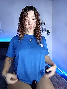 Snapshot of __elissa chatting on March 2, 2025, 11:50 pm elissa online show from March 2, 2025, 11:50 pm