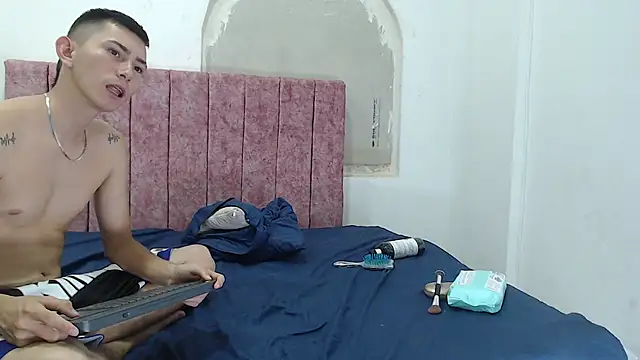Snapshot of sex_duofanastic chatting on March 16, 2025, 4:41 am sex duofanastic online show from March 16, 2025, 4:41 am