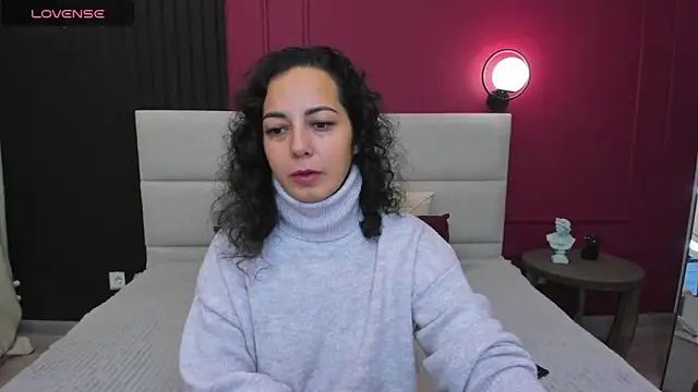 Linda Insatiable online show from September 29, 2025, 1:23 am