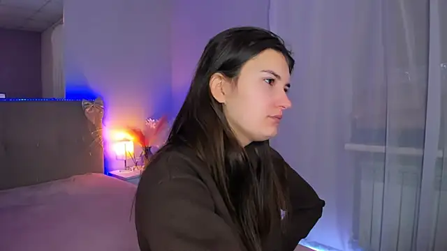 Snapshot of Laura_Leee chatting on February 20, 2026, 6:26 am Laura Leee online show from February 20, 2026, 6:26 am