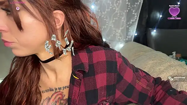 Snapshot of VeronicaRonnieTaylor chatting on November 7, 2025, 11:59 am VeronicaRonnieTaylor online show from November 7, 2025, 11:59 am