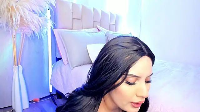 SpicySugar  online show from October 21, 2025, 7:02 pm