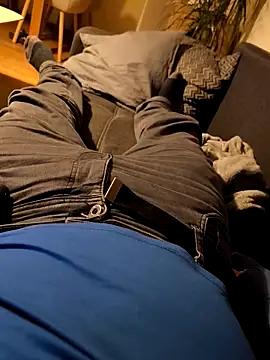 OdinWolf1990 online show from December 3, 2025, 3:22 pm