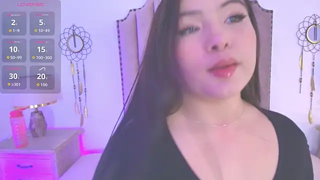 martina rivera  online show from February 5, 2026, 11:50 am