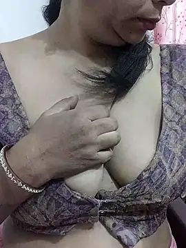 Snapshot of Urmila_bhabhii chatting on June 12, 2026, 3:15 am Urmila bhabhii online show from June 12, 2026, 3:15 am