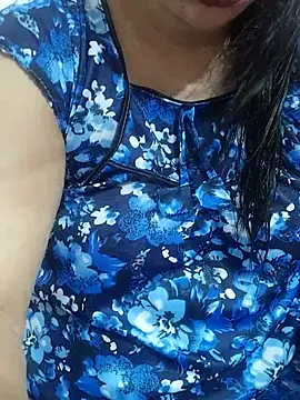 Snapshot of Urmila_bhabhii chatting on June 1, 2026, 3:40 am Urmila bhabhii online show from June 1, 2026, 3:40 am