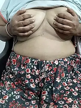 Urmila bhabhii online show from May 14, 2026, 5:10 pm