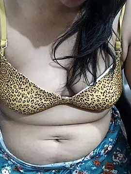 Urmila bhabhii online show from May 25, 2026, 4:49 pm