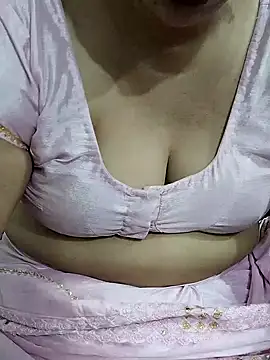 Snapshot of Urmila_bhabhii chatting on June 29, 2026, 3:01 pm Urmila bhabhii online show from June 29, 2026, 3:01 pm