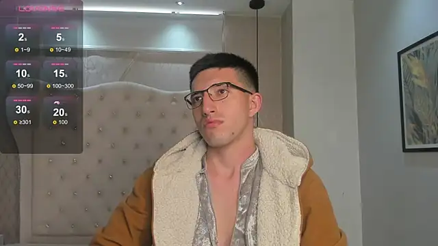 Un Slutty online show from October 8, 2025, 7:58 pm