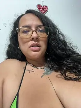 Snapshot of KarllaWalker chatting on June 9, 2026, 1:17 am KarllaWalker online show from June 9, 2026, 1:17 am