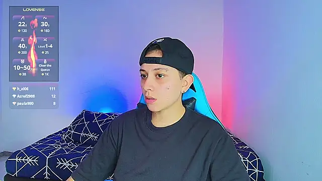 Snapshot of aron_wi chatting on January 29, 2025, 9:17 pm aron wi online show from January 29, 2025, 9:17 pm