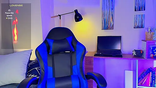 aron wi online show from December 19, 2025, 10:39 am