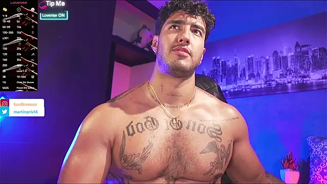 Snapshot of JACOB_MARTINS chatting on November 20, 2025, 8:31 pm JACOB MARTINS online show from November 20, 2025, 8:31 pm