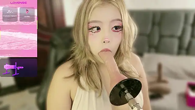 Teen sofia  online show from March 23, 2026, 3:28 am