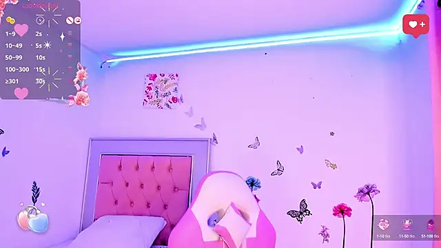 Snapshot of LaurinMonroe chatting on January 8, 2025, 2:57 am LaurinMonroe online show from January 8, 2025, 2:57 am