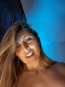 Snapshot of Lizzymontanaa chatting on March 20, 2025, 12:08 am Lizzymontanaa online show from March 20, 2025, 12:08 am