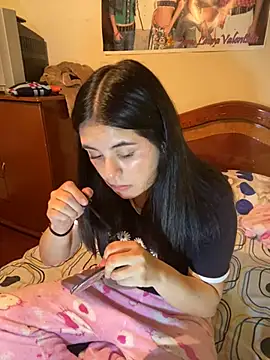 emiliaharper408 online show from December 9, 2024, 6:12 am