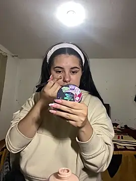 emiliaharper408 online show from February 21, 2025, 2:39 am