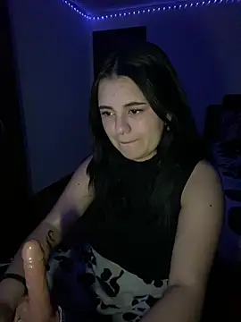 emiliaharper408 online show from March 1, 2025, 5:31 am