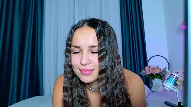 Brenda M00n online show from October 15, 2025, 3:09 pm