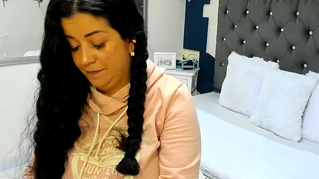 Brenda sotoo online show from December 2, 2024, 1:08 pm