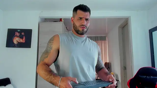 Snapshot of SamirHazard97 chatting on March 9, 2026, 7:50 pm SamirHazard97 online show from March 9, 2026, 7:50 pm