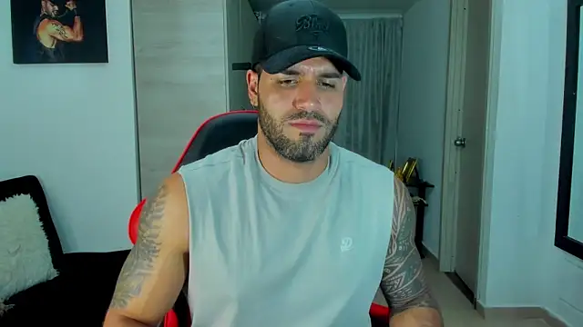 Snapshot of SamirHazard97 chatting on April 7, 2026, 3:08 am SamirHazard97 online show from April 7, 2026, 3:08 am