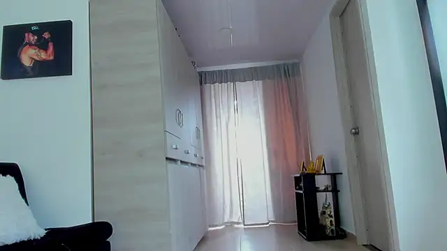 Snapshot of SamirHazard97 chatting on February 13, 2026, 7:58 pm SamirHazard97 online show from February 13, 2026, 7:58 pm