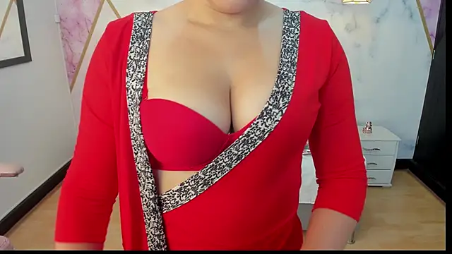 Snapshot of lizortiz chatting on January 27, 2025, 12:05 pm lizortiz online show from January 27, 2025, 12:05 pm