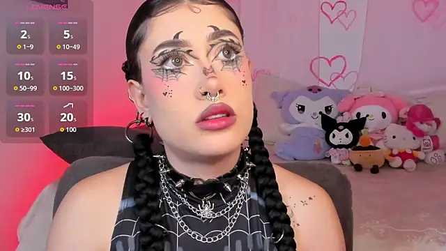 Snapshot of melody_suarez chatting on October 23, 2025, 11:25 pm melody suarez online show from October 23, 2025, 11:25 pm