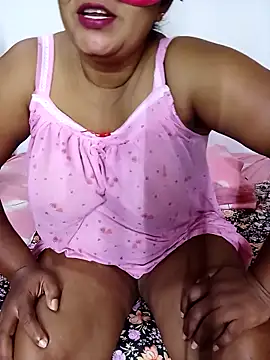 Snapshot of Chanel_Blue_Sl chatting on October 18, 2025, 12:56 am Chanel Blue Sl online show from October 18, 2025, 12:56 am