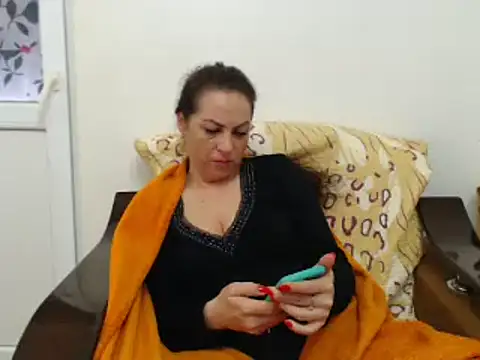 Snapshot of MissElla chatting on March 20, 2025, 4:40 am MissElla online show from March 20, 2025, 4:40 am