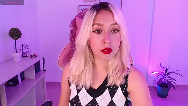 Dahlia  espresso online show from January 31, 2025, 4:38 pm