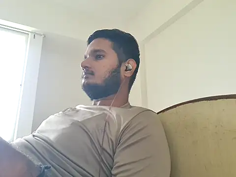 Jonrobinso online show from July 17, 2026, 4:21 am